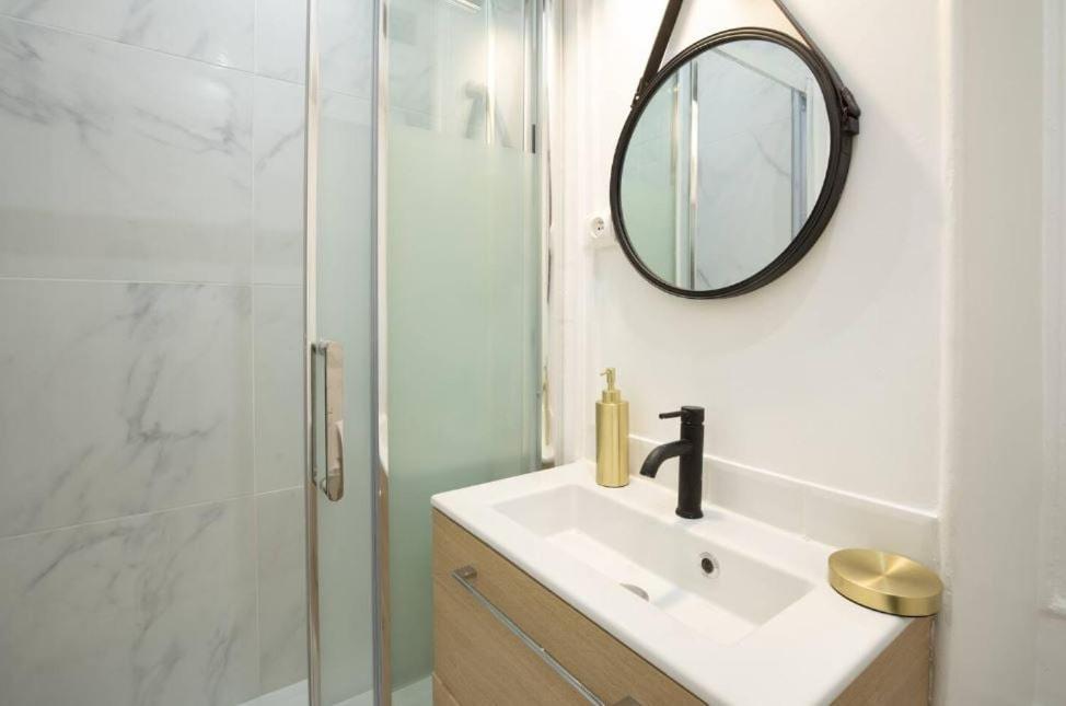 Appartement Renove Proche Du Sacre Coeur 4P Paris Bagian luar foto